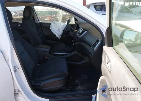 2017 Hyundai Tucson Night z USA, uszkodzony, nr VIN KM8J33A28HU546414